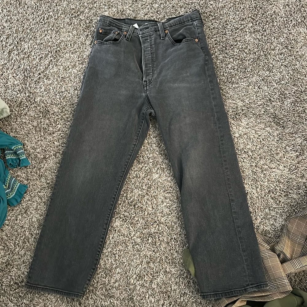 Levi’s Ribcage Straight Ankle Jeans